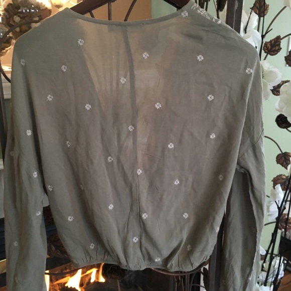 Top - Picture 3 of 3